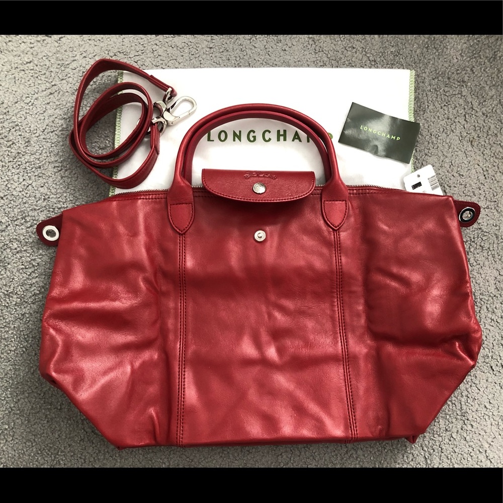 New NWT authentic Longchamp Le Pliage M red leather tote crossbody bag w strap